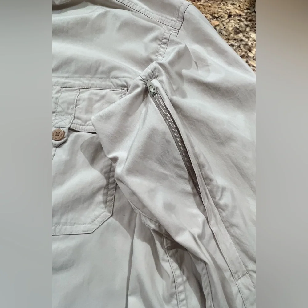 The North Face Men’s A/T Ventilation Outdoor Mesh Hiking Shirt
